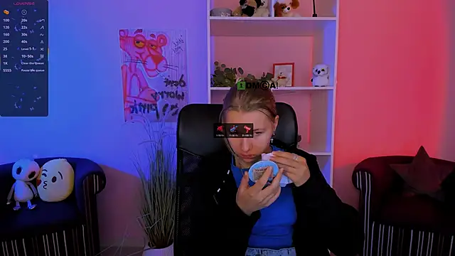 gloria bubble online show from September 2025 05:47:01 AM