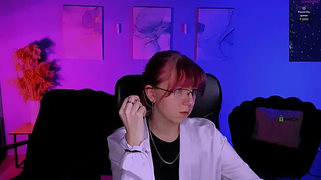 gloria bubble online show from April 2026 09:29:01 PM