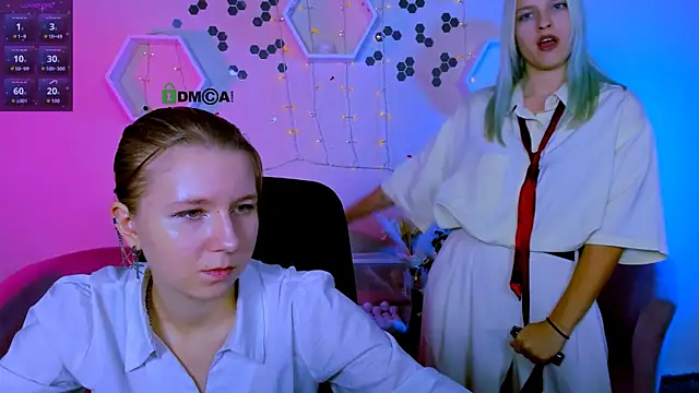 gloria bubble online show from November 2025 08:36:02 PM