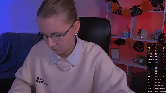 gloria bubble online show from November 2025 07:52:02 PM