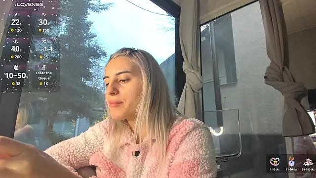 Ella Vee online show from February 2026 06:22:01 AM