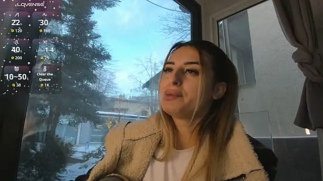 Ella Vee online show from January 2026 06:17:01 AM