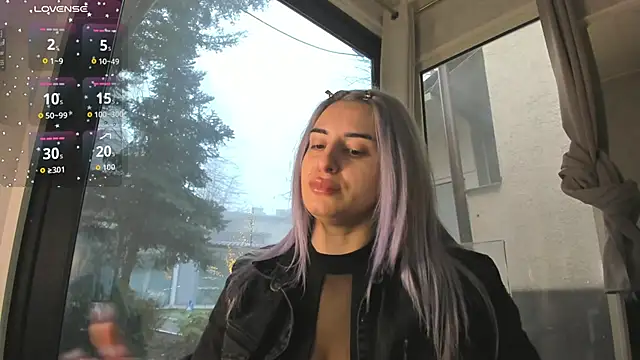 Ella Vee online show from February 2026 06:46:02 AM