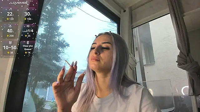 Ella Vee online show from February 2026 06:46:01 AM