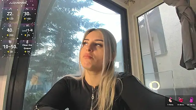 Ella Vee online show from March 2026 05:37:02 AM