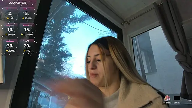 Ella Vee online show from January 2026 06:28:02 AM