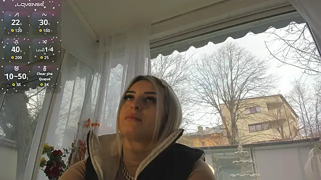 Ella Vee online show from March 2026 05:40:01 AM