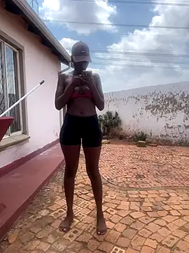 Melanin2002 online show from November 2025 08:29:01 AM