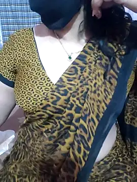 luci-queen online show from April 2026 06:31:01 AM