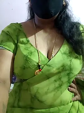 luci-queen online show from May 2026 06:08:02 PM