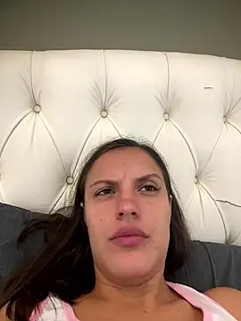 Snapshot of gaucha5 chatting on January 2026 04:32:01 PM gaucha5 online show from January 2026 04:32:01 PM