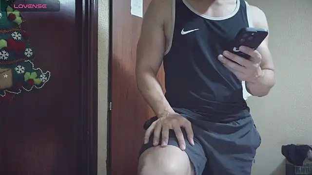 Snapshot of cris2428 chatting on November 2025 02:15:02 AM cris2428 online show from November 2025 02:15:02 AM