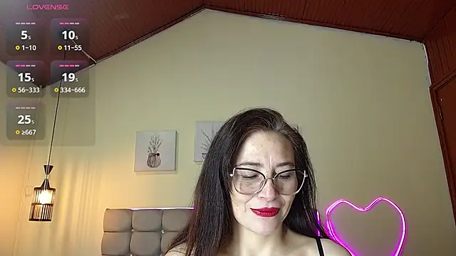 Snapshot of _naomi_s chatting on July 2026 01:36:02 PM naomi s online show from July 2026 01:36:02 PM
