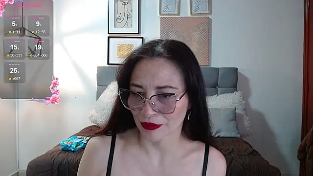 Snapshot of _naomi_s chatting on May 2026 01:30:01 PM naomi s online show from May 2026 01:30:01 PM
