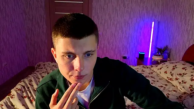 Denisx444 online show from October 2025 04:47:02 AM