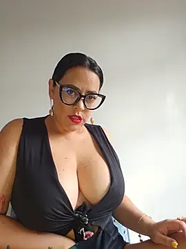 Snapshot of Nicoleefaith_ chatting on June 2026 02:07:02 PM Nicoleefaith online show from June 2026 02:07:02 PM