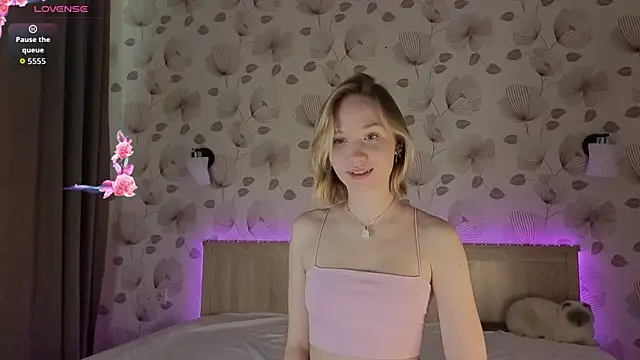 ameliamurrr online show from October 2025 08:22:02 AM