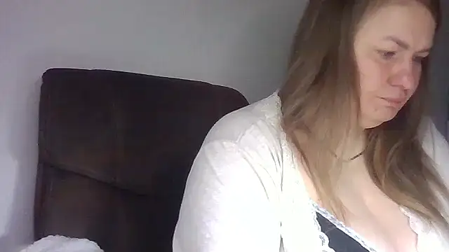 MartaXLove online show from October 2025 06:23:02 PM