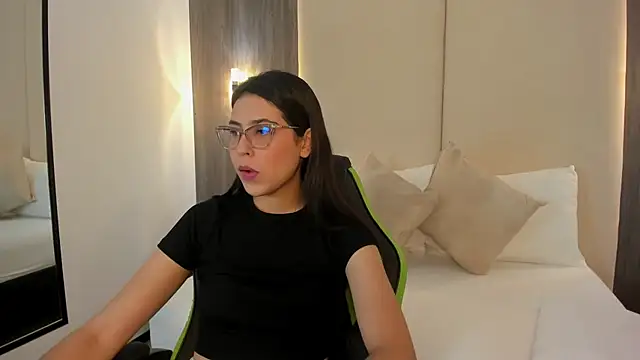 desireee  online show from January 2026 12:20:01 PM