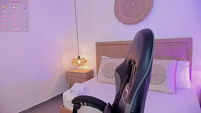 desireee  online show from March 2026 12:18:01 PM