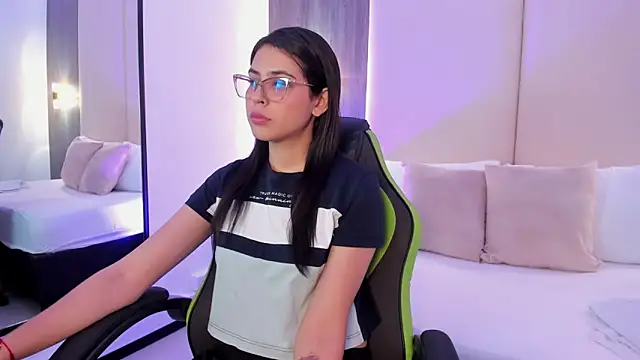 desireee  online show from February 2026 12:16:02 PM