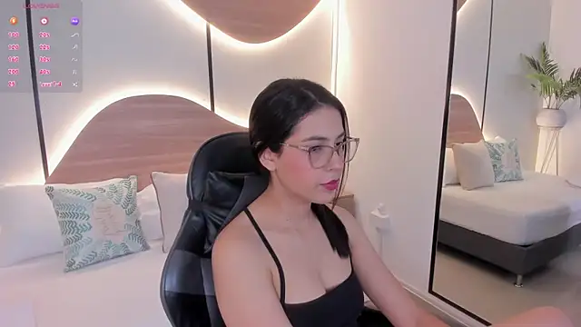 desireee  online show from December 2025 11:47:02 AM