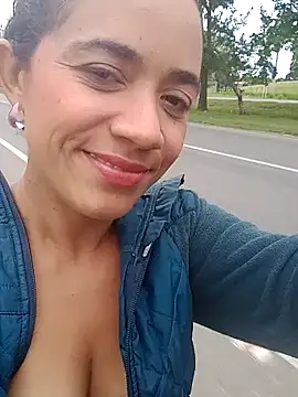 charlotte dante212 online show from November 2025 08:20:01 PM