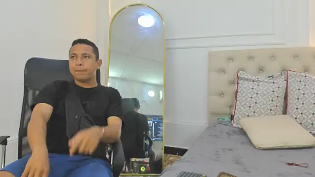 charlotte dante212 online show from January 2026 05:00:01 AM