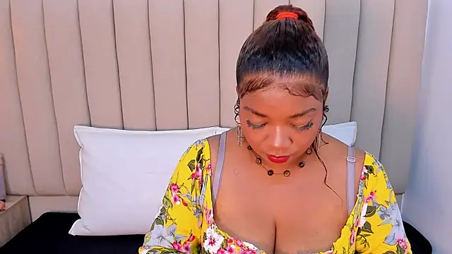 Snapshot of Afrodita_de_amor chatting on November 2025 11:43:02 AM Afrodita de amor online show from November 2025 11:43:02 AM