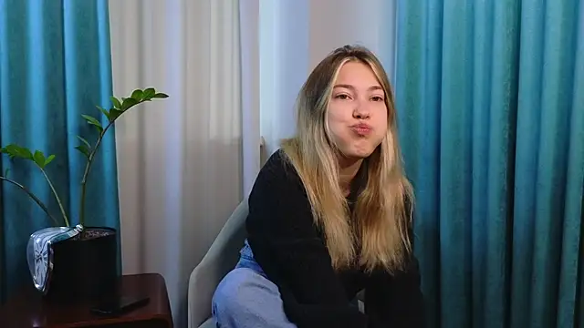 Snapshot of AngelicRice chatting on September 2025 11:21:02 AM AngelicRice online show from September 2025 11:21:02 AM