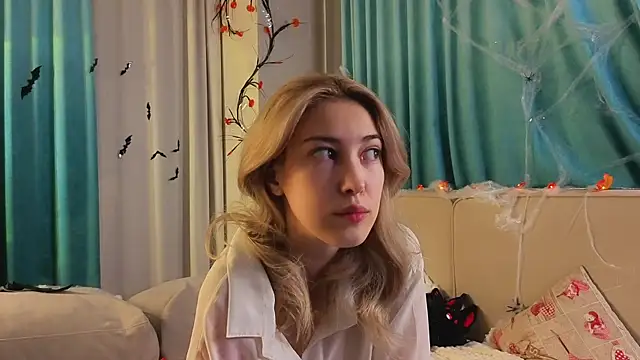 AngelicRice online show from November 2025 11:04:01 AM