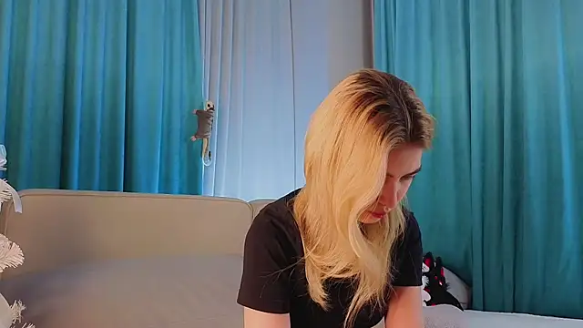 AngelicRice online show from December 2025 11:12:02 AM