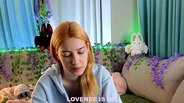 AngelicRice online show from February 2026 11:28:01 AM