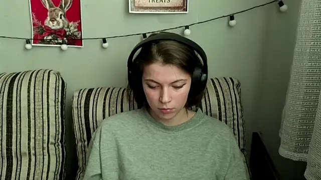 CutieAnny online show from January 2026 06:17:01 AM