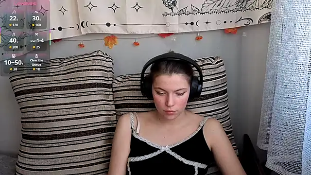 CutieAnny online show from November 2025 05:11:02 AM