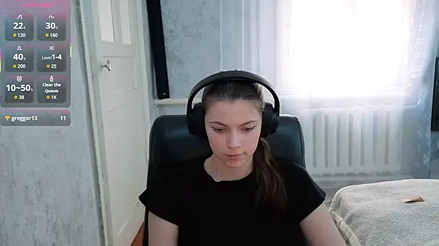 CutieAnny online show from December 2025 04:57:02 AM