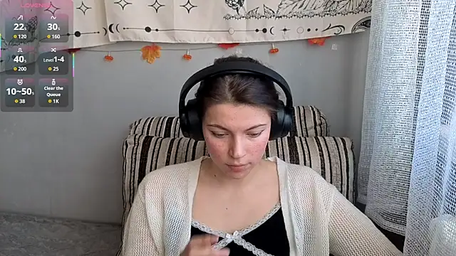 CutieAnny online show from November 2025 05:22:01 AM