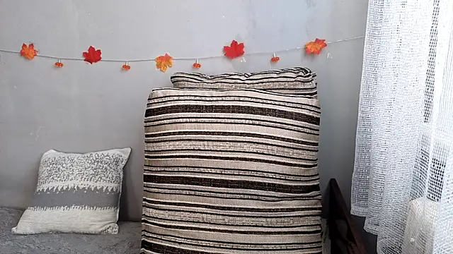 CutieAnny online show from October 2025 06:12:02 AM