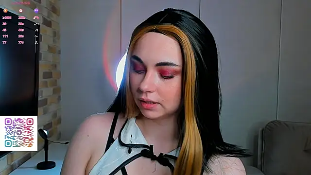 EvaBlimey online show from September 2025 05:12:02 AM