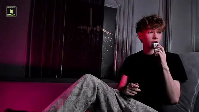 Kevin Garsia online show from October 2025 08:39:02 PM