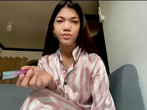 CassieSommereux online show from March 2026 03:50:01 AM