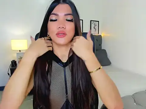 CassieSommereux online show from November 2025 10:21:01 PM