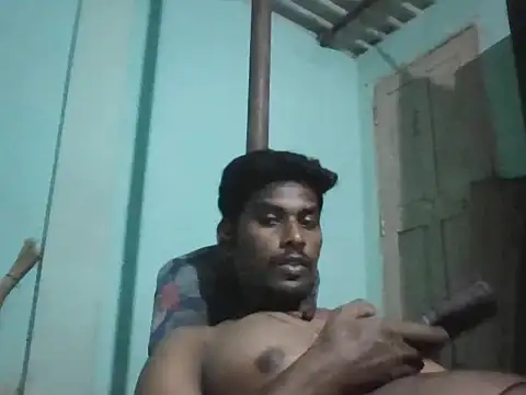 Snapshot of Tamilgud23 chatting on January 2026 04:25:02 PM Tamilgud23 online show from January 2026 04:25:02 PM