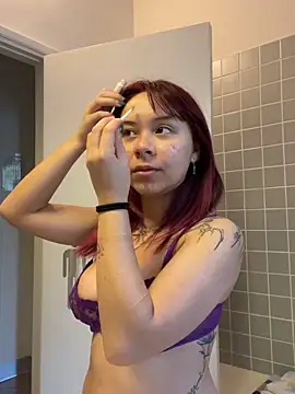 YumiLux online show from April 2026 09:22:01 AM