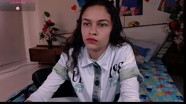 Skylovershot online show from October 2025 01:52:01 PM