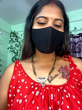 Snapshot of V-Hot-Sweti chatting on September 2025 03:24:02 PM V-Hot-Sweti online show from September 2025 03:24:02 PM