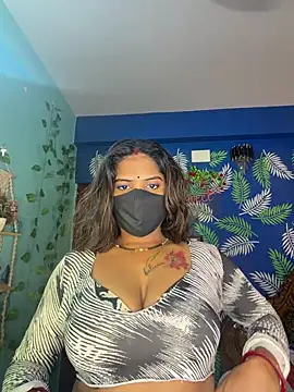 V-Hot-Sweti online show from July 2026 06:08:02 PM