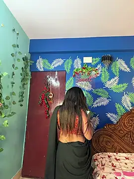 V-Hot-Sweti online show from June 2026 05:50:01 PM
