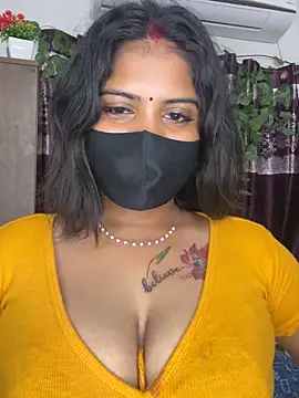 Snapshot of V-Hot-Sweti chatting on October 2025 02:42:02 PM V-Hot-Sweti online show from October 2025 02:42:02 PM
