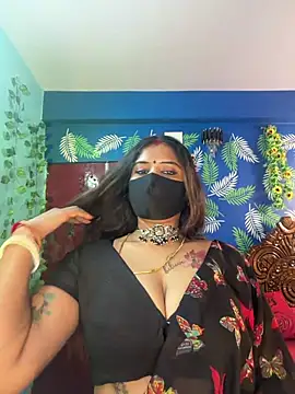 V-Hot-Sweti online show from July 2026 05:41:02 PM